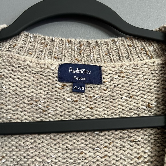 Reitman’s Knitted Cardigan Petite length! - Picture 2 of 4